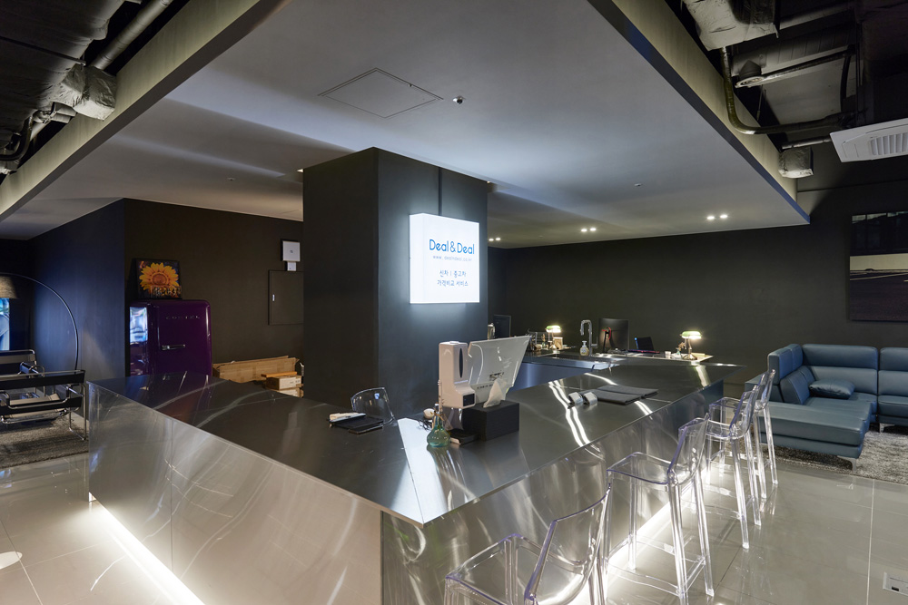 25 坪中古车销售办公室现代简约空间设计-9