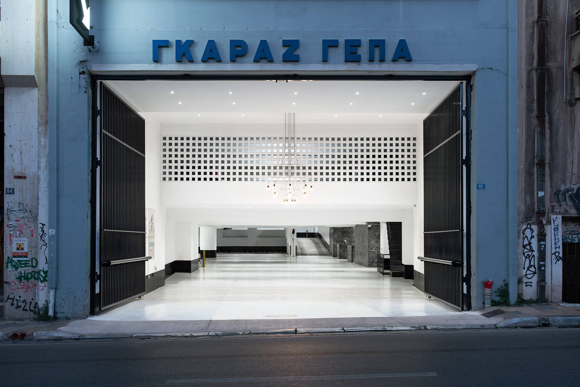 雅典带大理石接待处的停车场丨斯洛文尼亚科洛丨Oikonomakis Siampakoulis architects-17