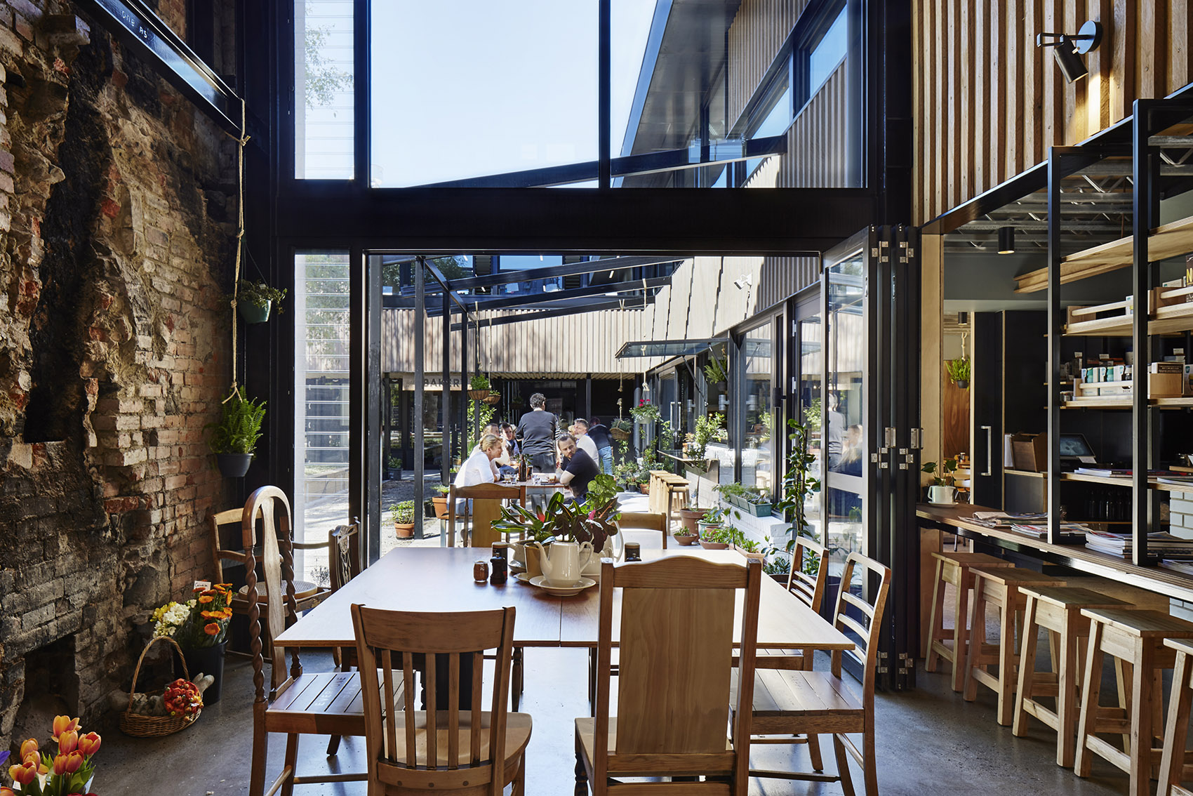 老宅新用，澳洲非盈利性建筑综合体 / Six Degrees-25