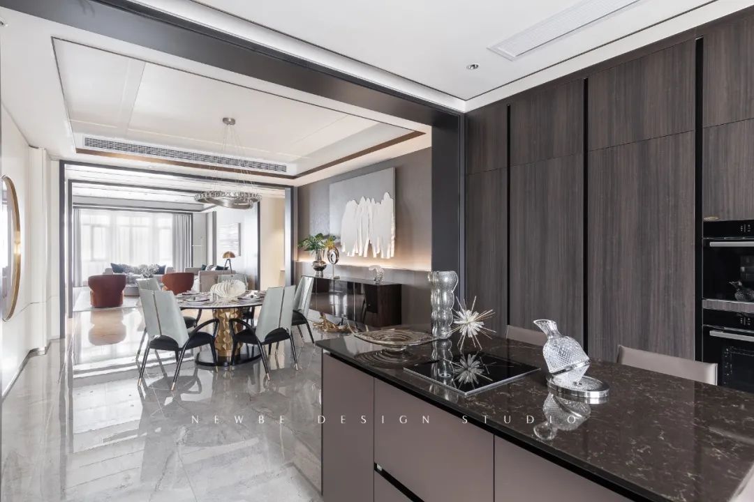 未来浪漫叙事 · 275m²轻奢混搭婚房设计丨刘丹萍,张一茜-37