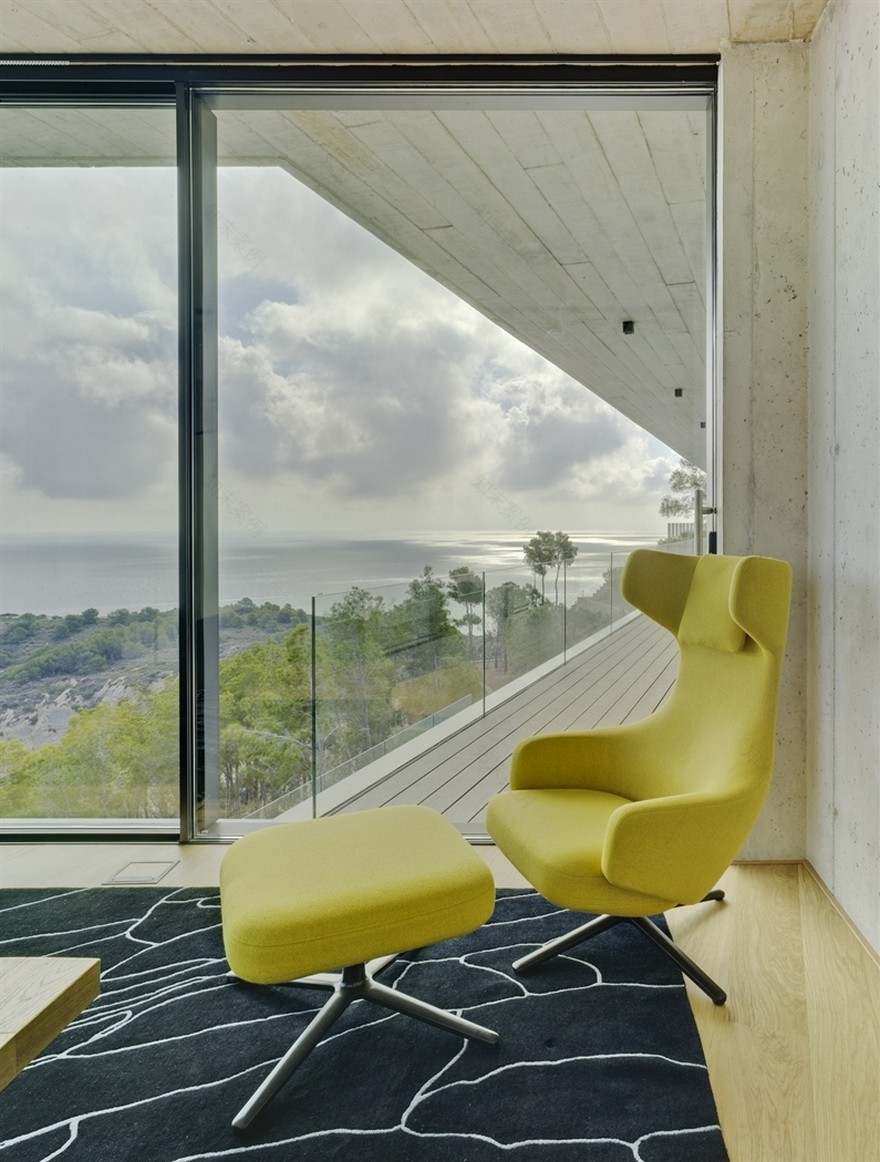 Concretus House is a Brutalist-Style Home in Cala Sardinera, Spain-26