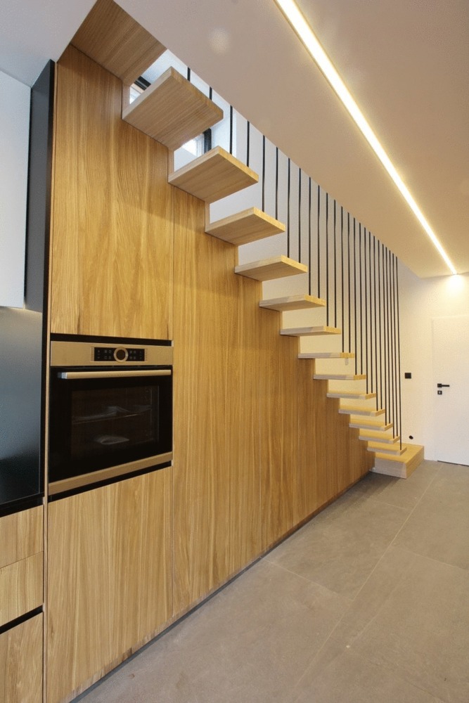 嵌入林地的周末别墅-45