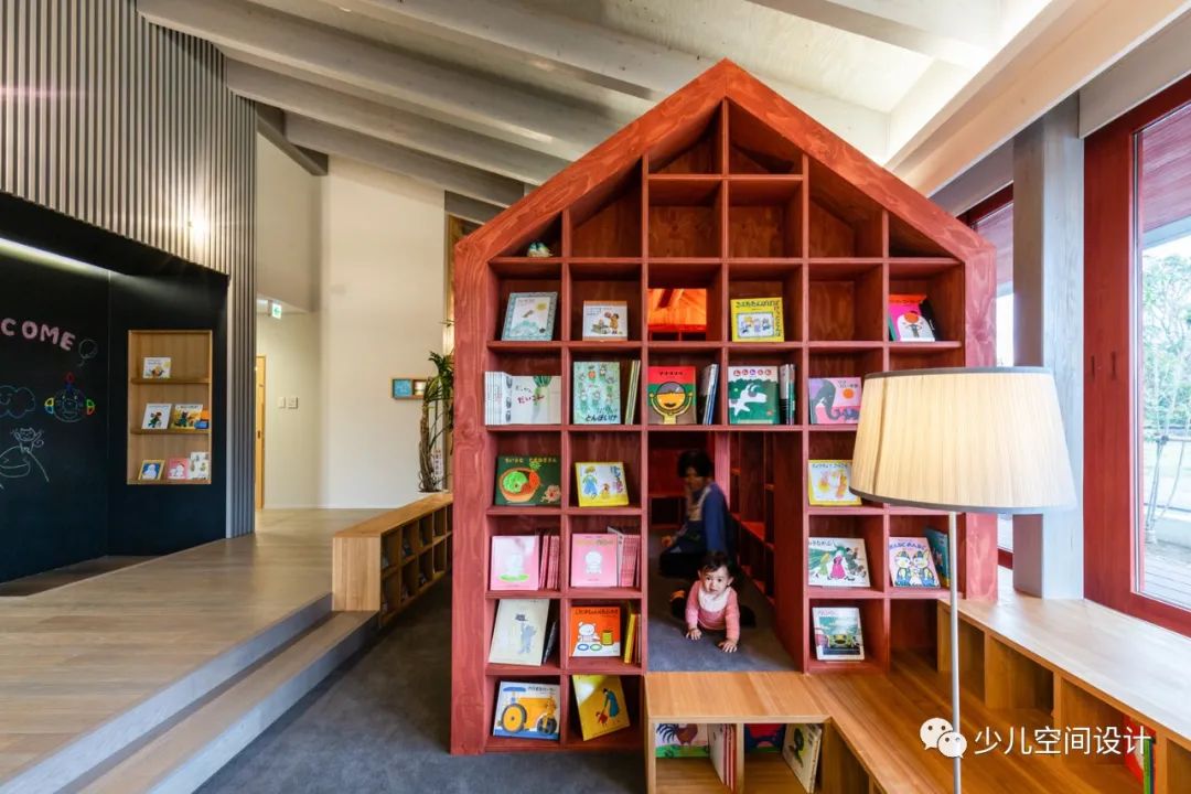 托儿所设计丨屋顶下的图画书森林-7