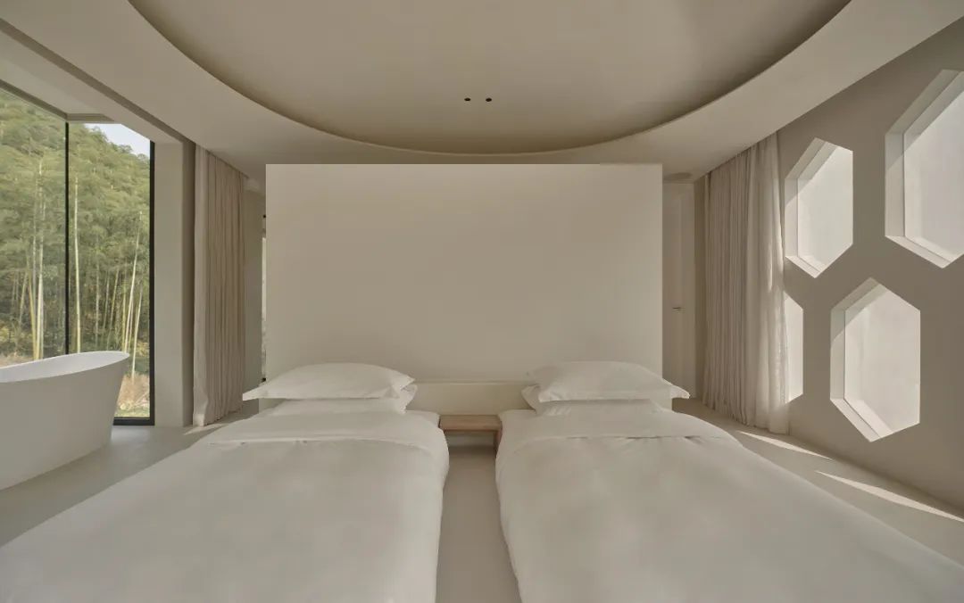 丁鹏文：莫干山的天外来物-荒序民宿丨中国湖州丨尔我空间设计研究室-33