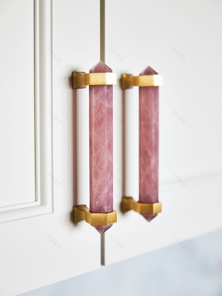 俄罗斯山二号(注:Russian Hill常见地名译法为俄罗斯山,但具体含义需结合上下文判断,这里将 II 理解为第二或二号之类顺序的表达) 丨Jeff Schlarb Design Studio-16