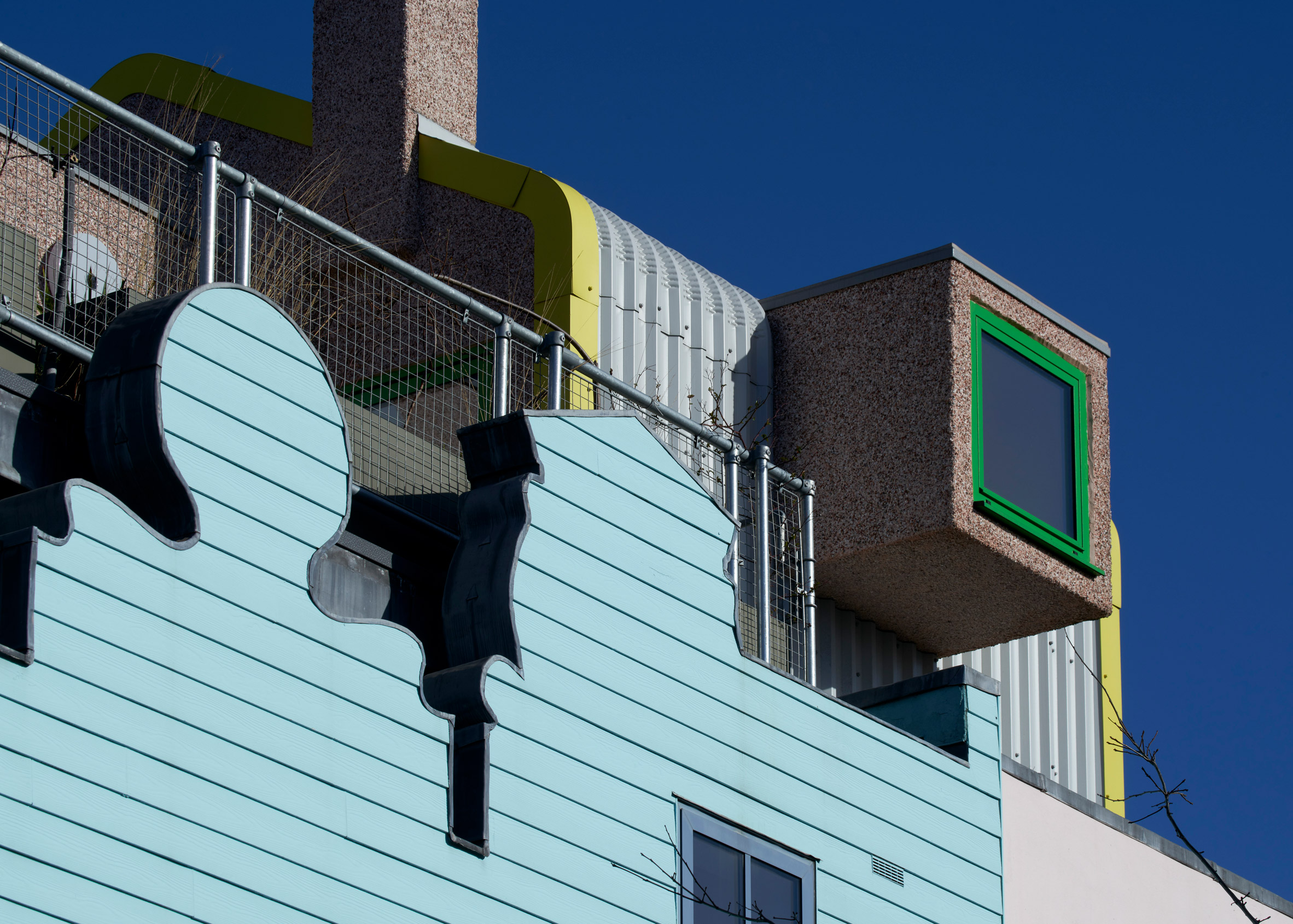 FAT 蓝房子 | 建筑师 Sean Griffiths 的屋顶工作室扩建-7