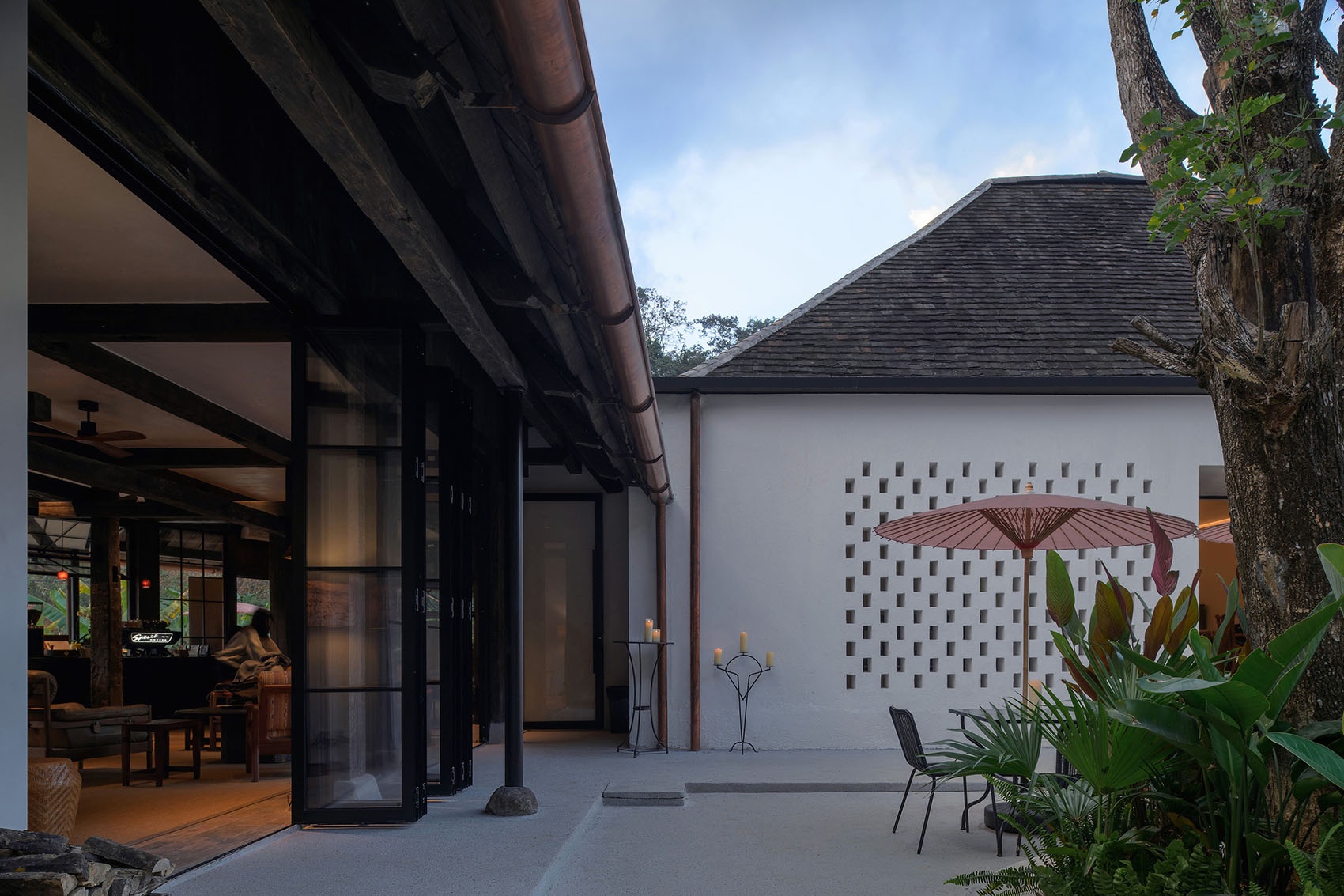 离荒岛COFFEE · 雨林宿集店丨杭州观堂室内设计有限公司-82