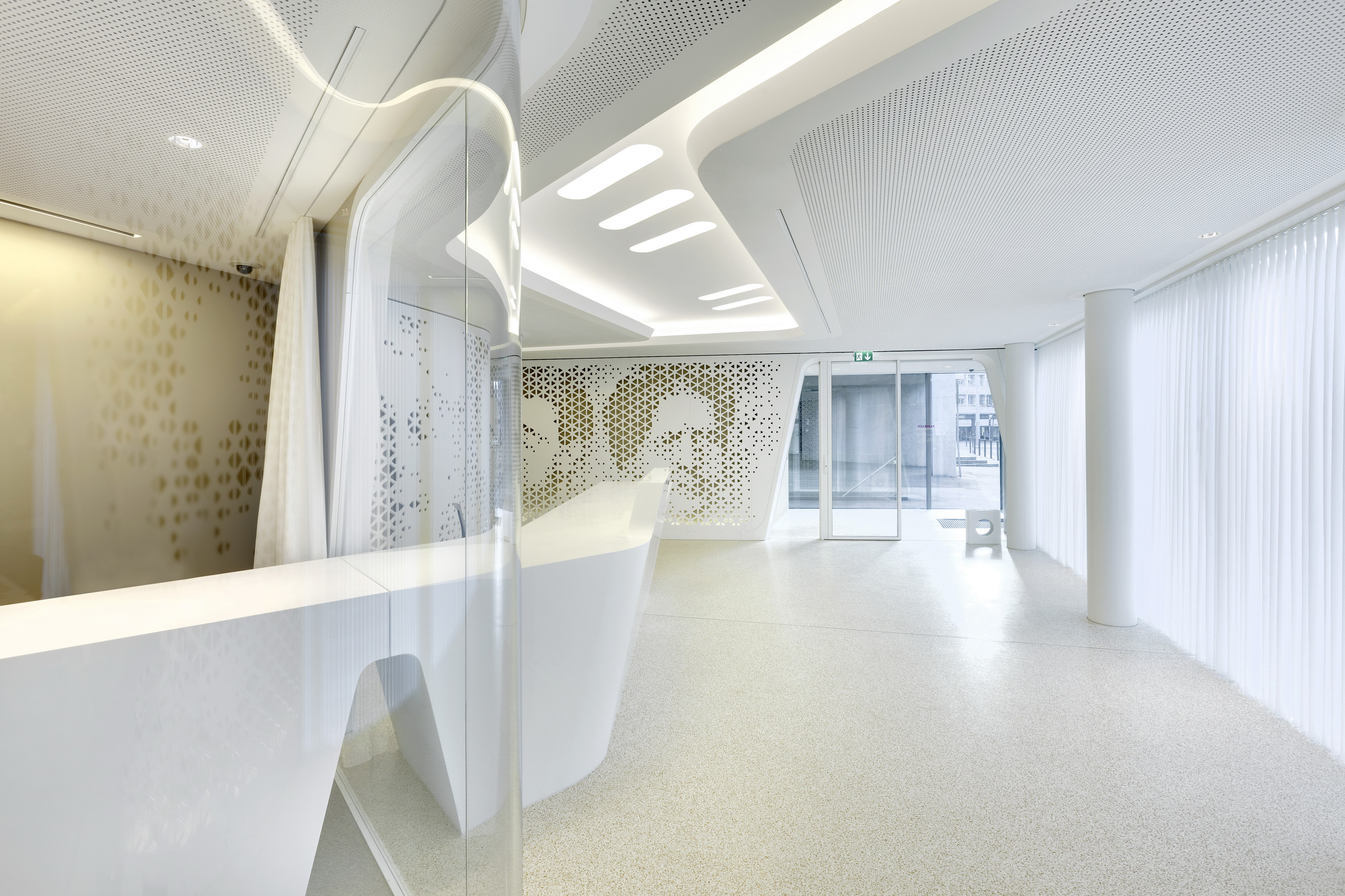 DGJ Architects + NAU Architecture丨银行丨RaiffeisenBankZurich-3