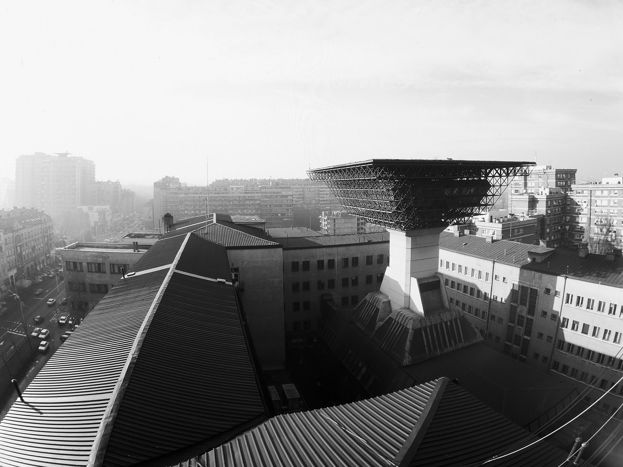 未来主义警局 | 科技与美学的完美结合-19