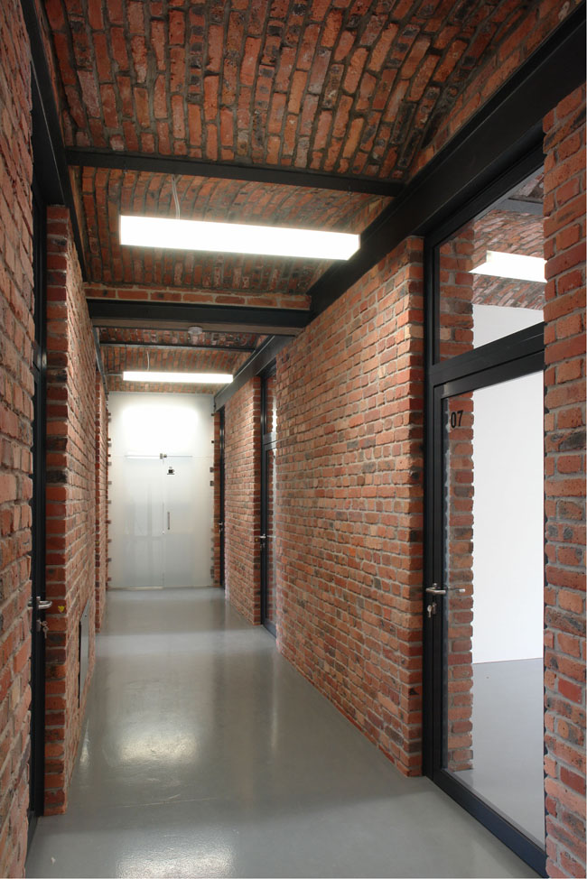 卡托维兹办公室区（注：Biurowiec可理解为办公区域相关概念，Katowice是波兰城市卡托维兹，具体需结合实际语境，此翻译仅为合理推测） 丨PolandKatowice丨SLAS architekci-22