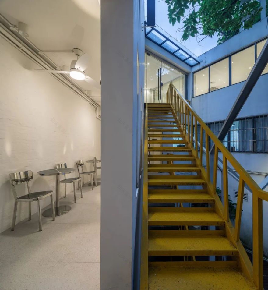 广州老楼蜕变时尚办公空间,设计师妙手化腐朽为神奇-88