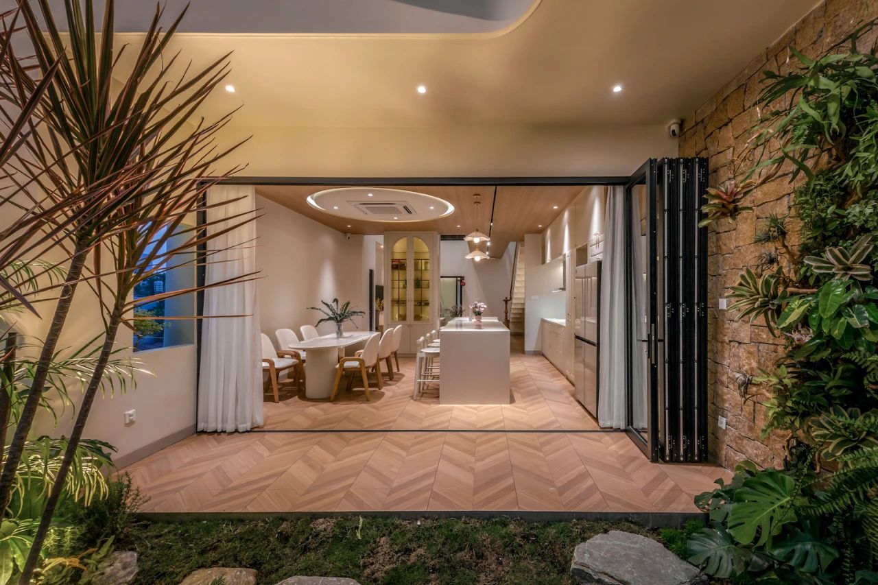 隐于城市,通透于心,3000块玻璃砖,拼出一个浪漫到不真实的家-51