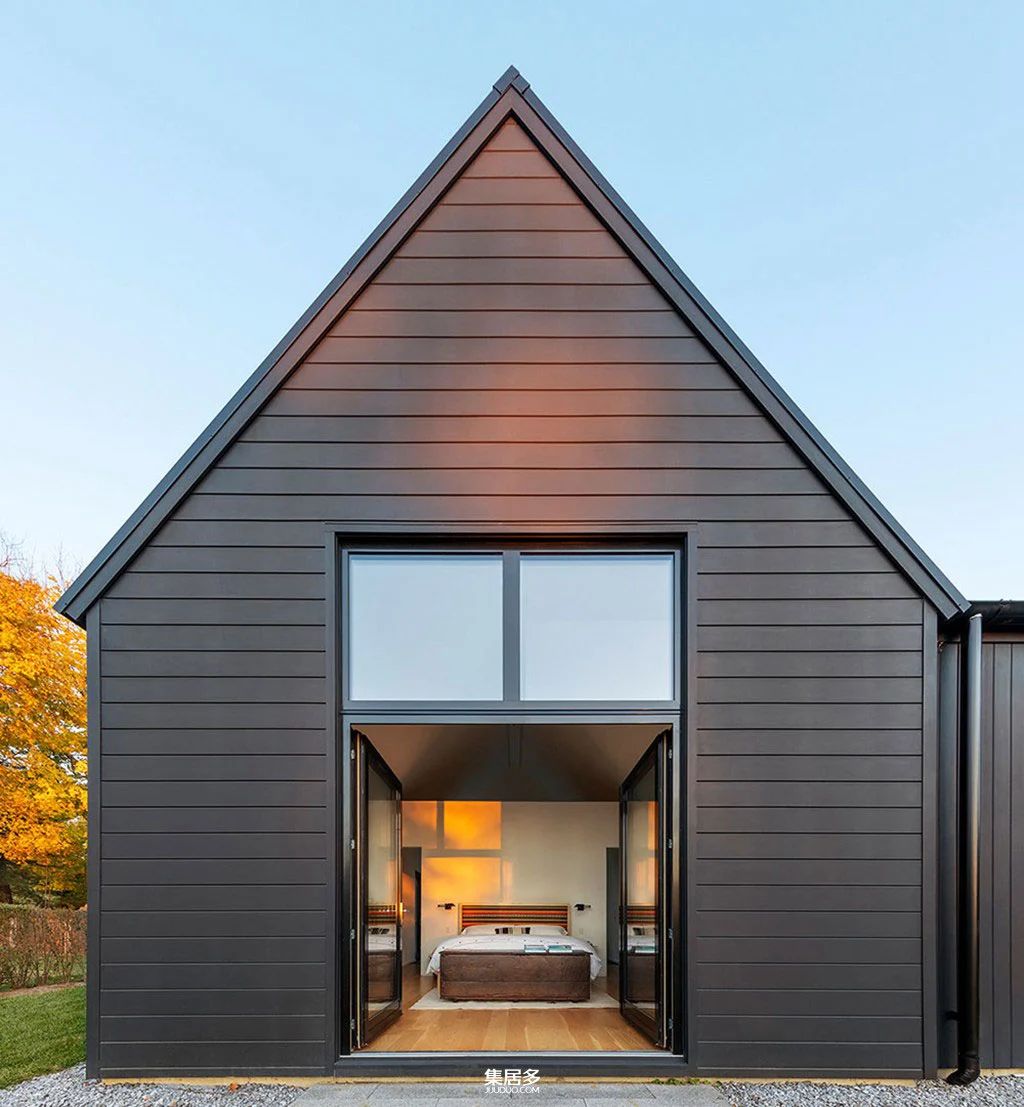 纽约州北部现代黑色小屋设计丨美国纽约-24