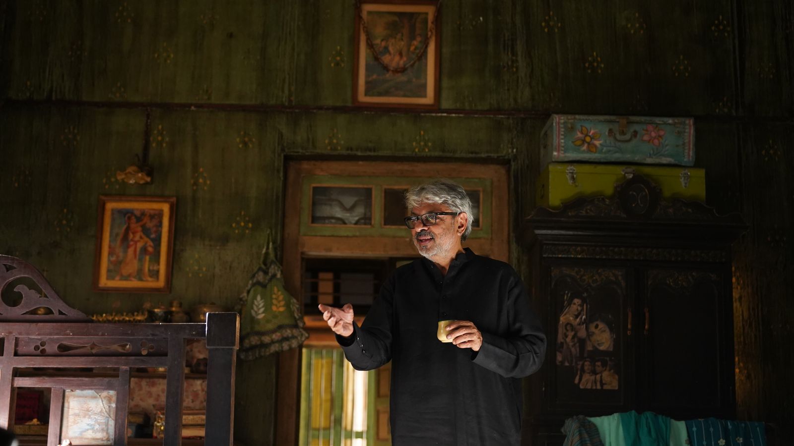 《Gangubai Kathiawadi》电影场景搭建丨印度丨Subrata Chakraborty和Amit Ray-25