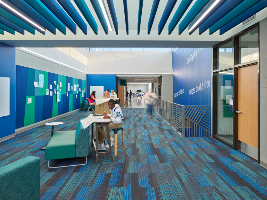 Blue Springs South High School 新生中心设计-13