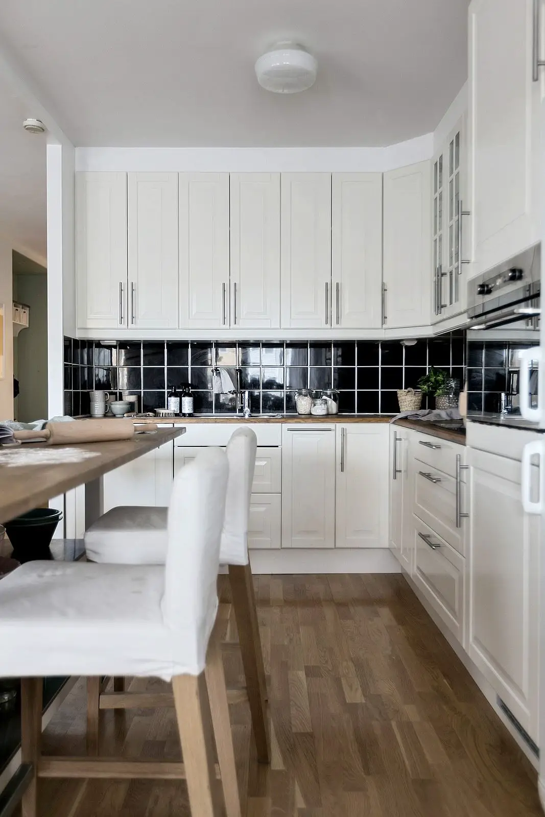 瑞典公寓的墙面装饰灵感-6