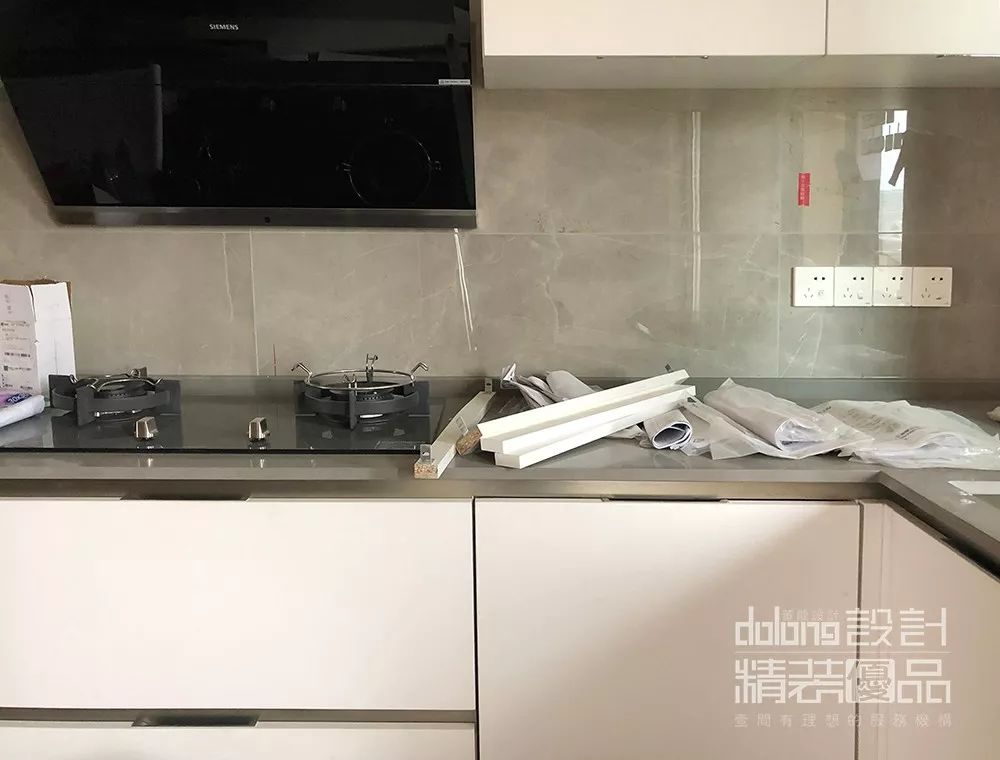 复地御钟山 400 平现代简约设计,儿童活动区与餐厅空间巧妙结合-32