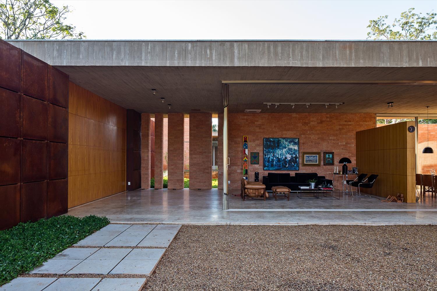 巴西 DF Casa BLM · 图书馆核心的节能可持续住宅设计-14