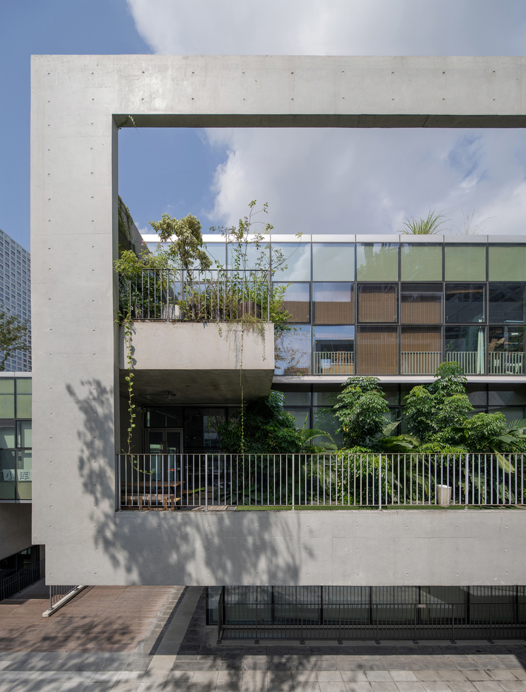 深圳万科社区 A1-B2 与公交车站-58