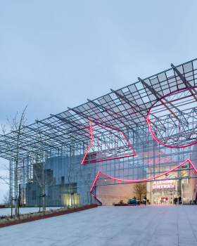 Alegro Sintra Shopping Center / Chapman Taylor + BOOST studio