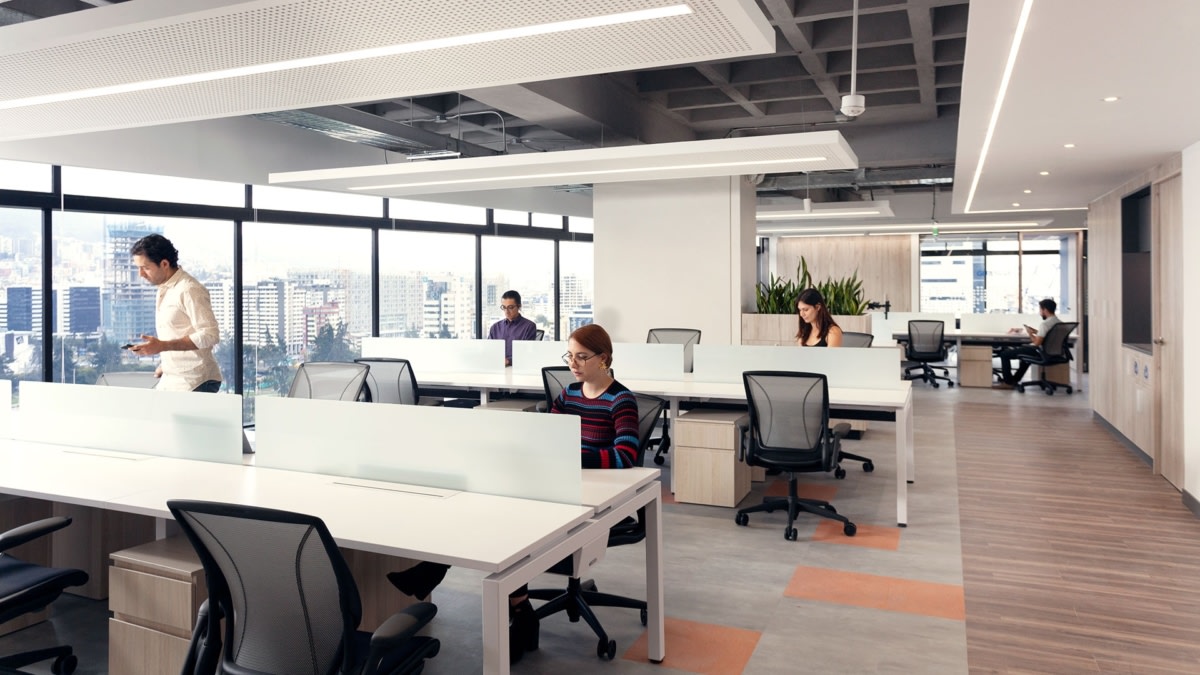 厄瓜多尔 BMI 总部办公室丨Contract Workplaces-18