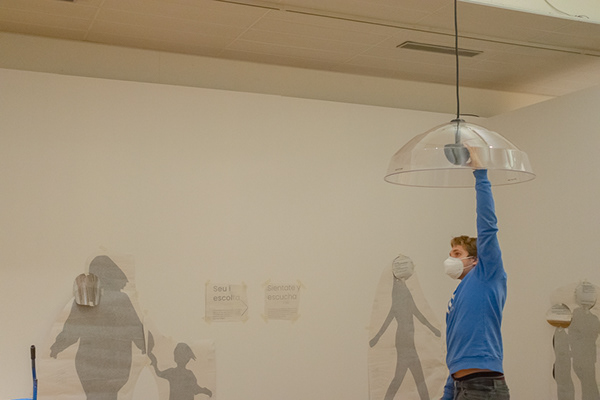 回声，一座城市的反射（注：refle·os推测应为reflejos，西班牙语反射、反响之意） -81