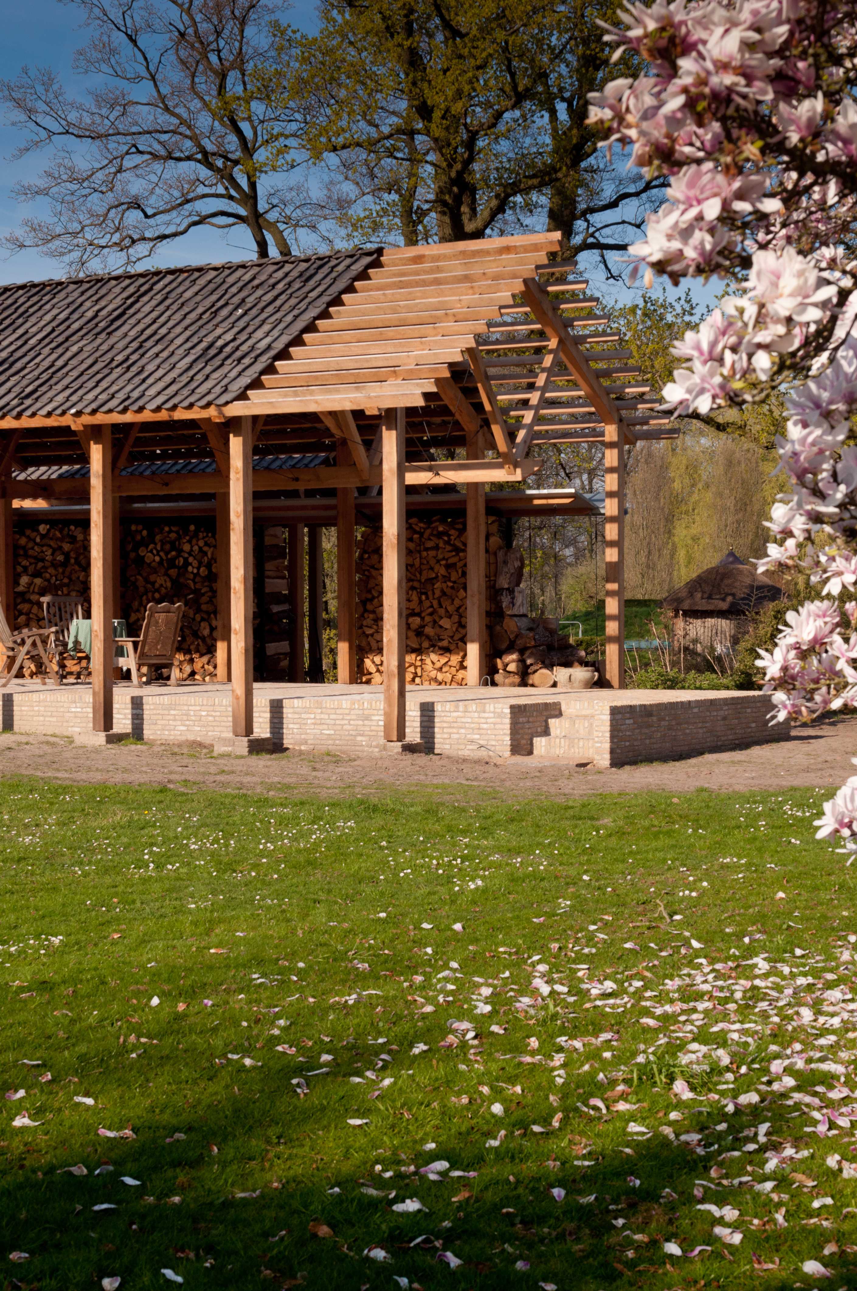 荷兰多梅勒河木材展馆 历史与现代的完美融合-11