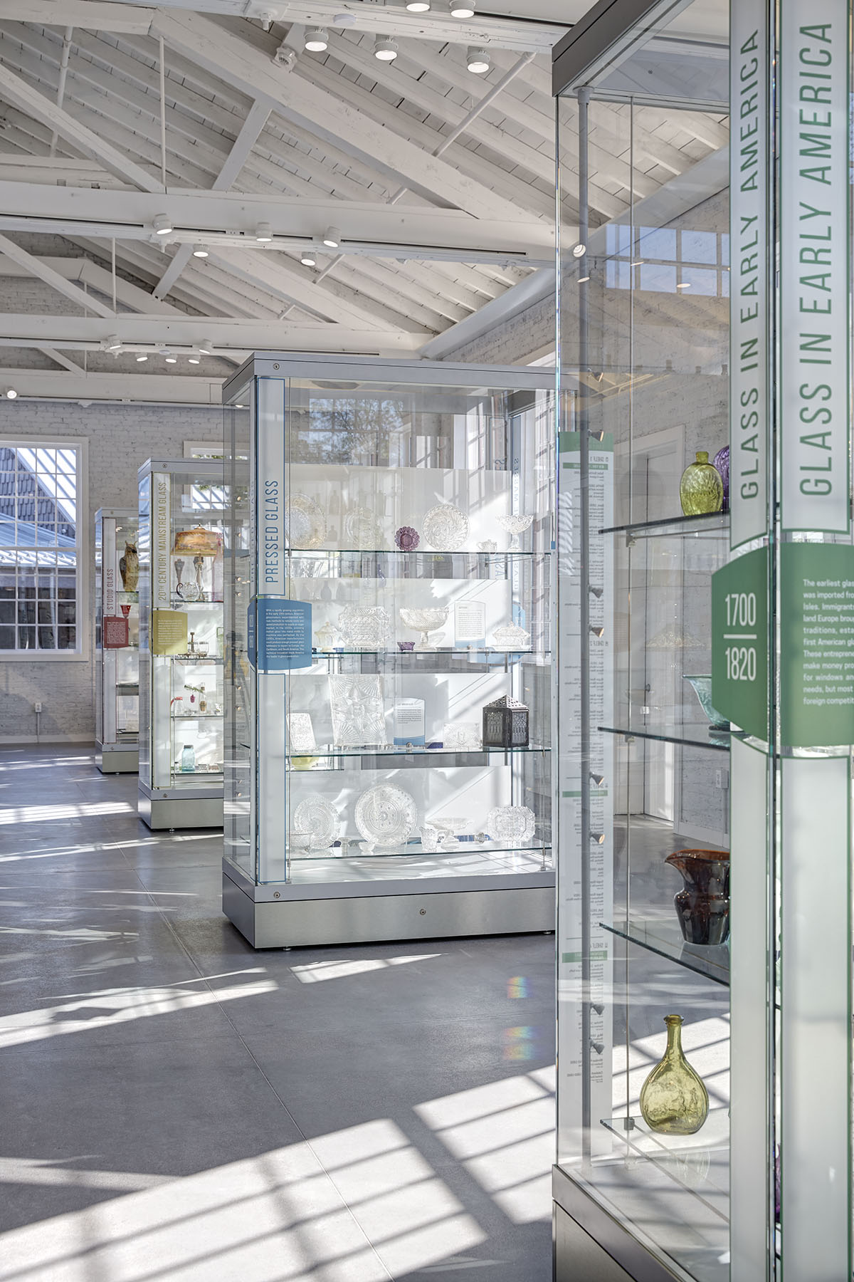 福特机器商店的现代玻璃艺术变身—— Davidson-Gerson 现代玻璃画廊-11