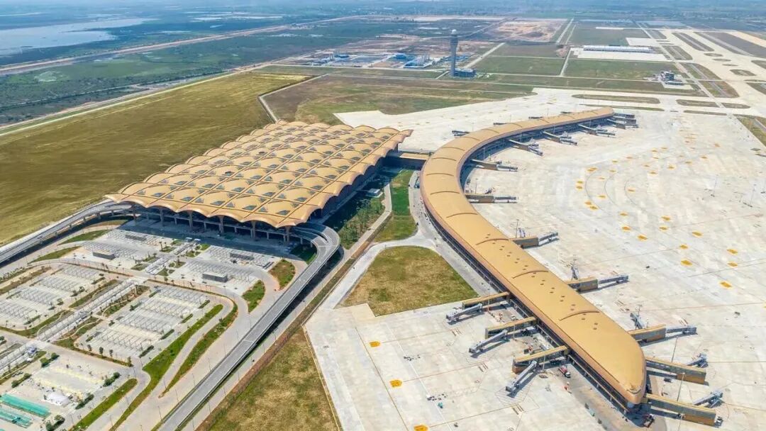 德崇国际机场丨柬埔寨金边市丨Foster + Partners与中国建筑西南院-7