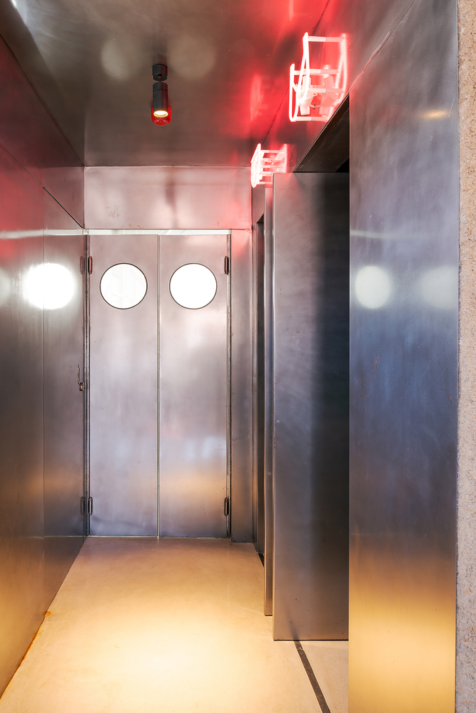 OFICINA DO BACALHAU——不锈钢与暖光的 cod 工作坊-18