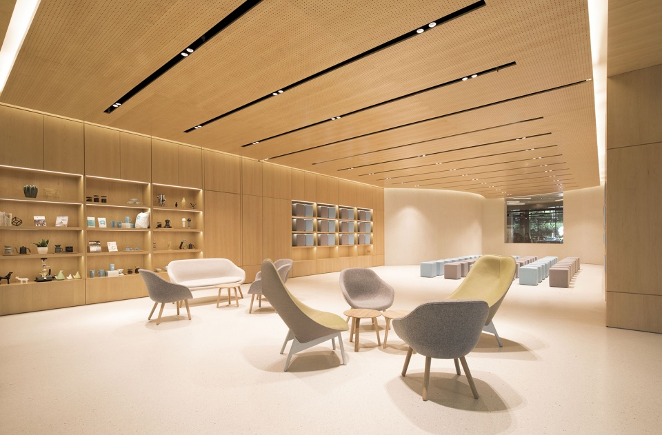 蔚来汽车上海用户体验中心丨法国AS建筑工作室-36