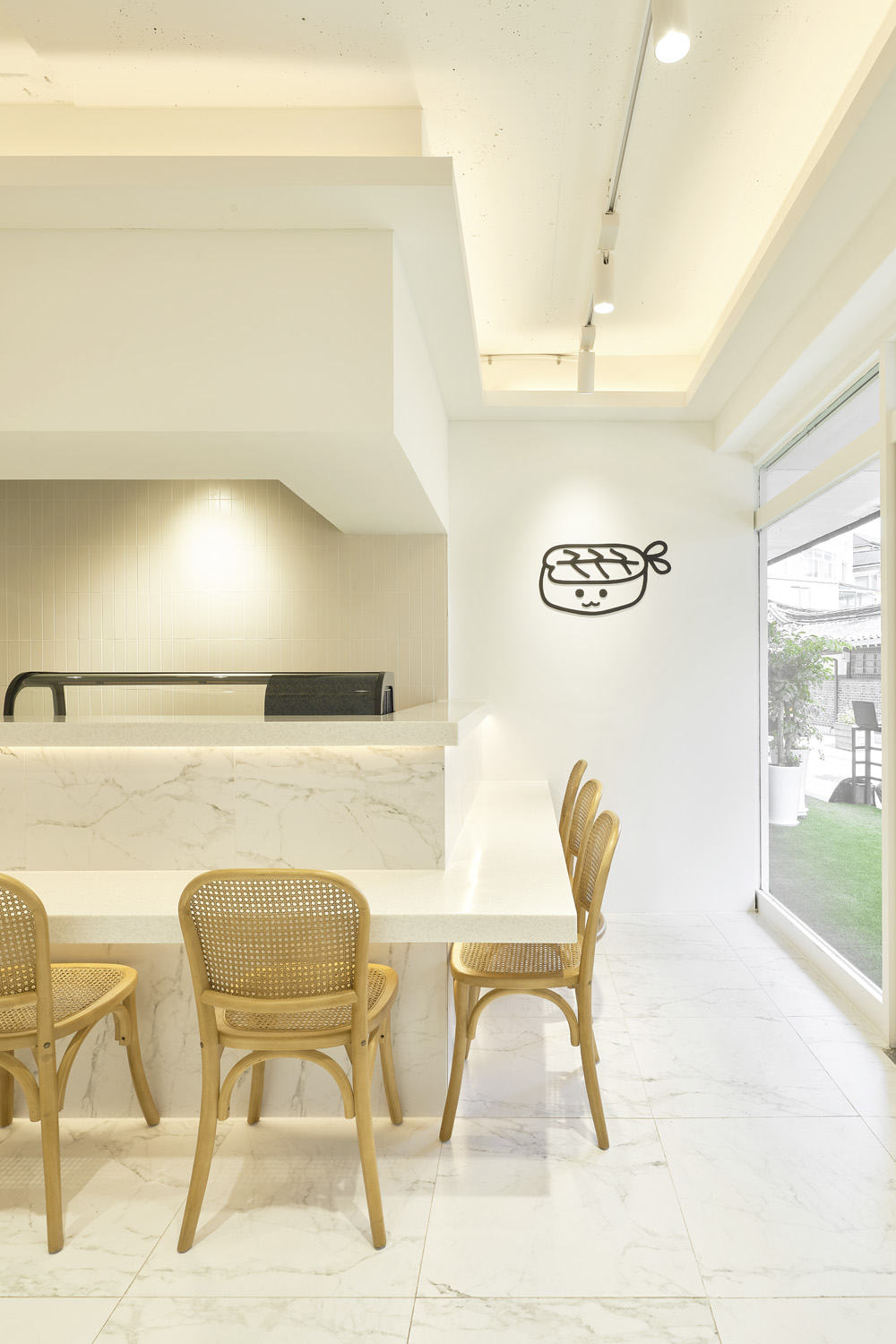 十平米日式餐厅，打造轻松休闲空间-6