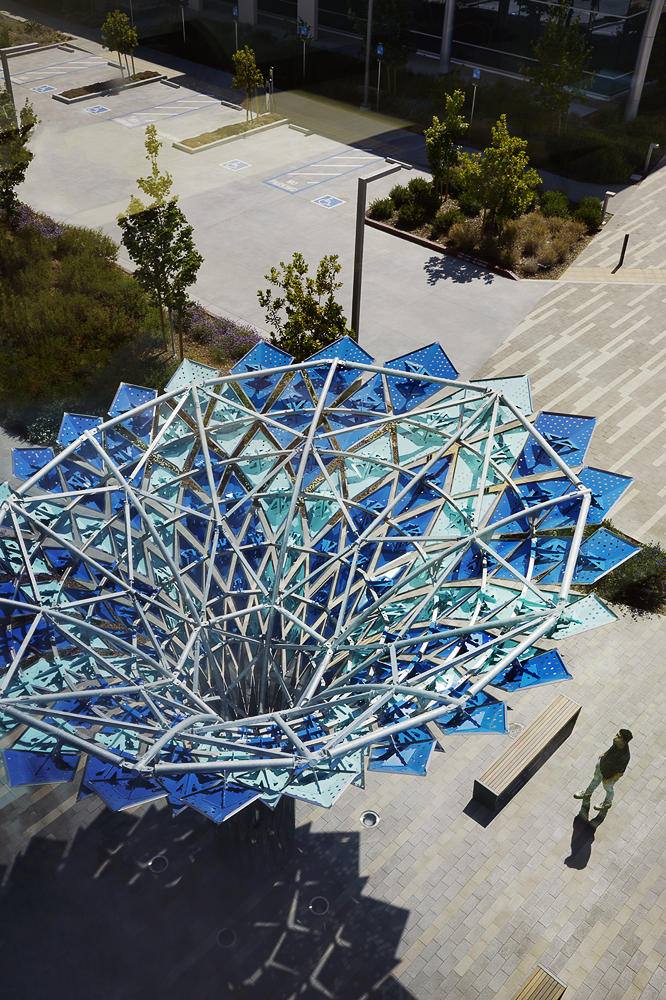 "Cosmos | Intuitive Surgical 校园的动态遮阳艺术装置"-14