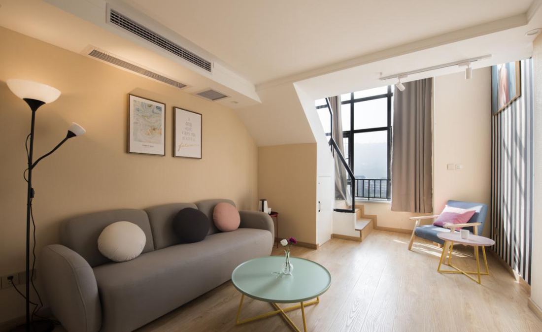 loft 跃层酒店空间,明亮宽敞的艺术栖息地-18