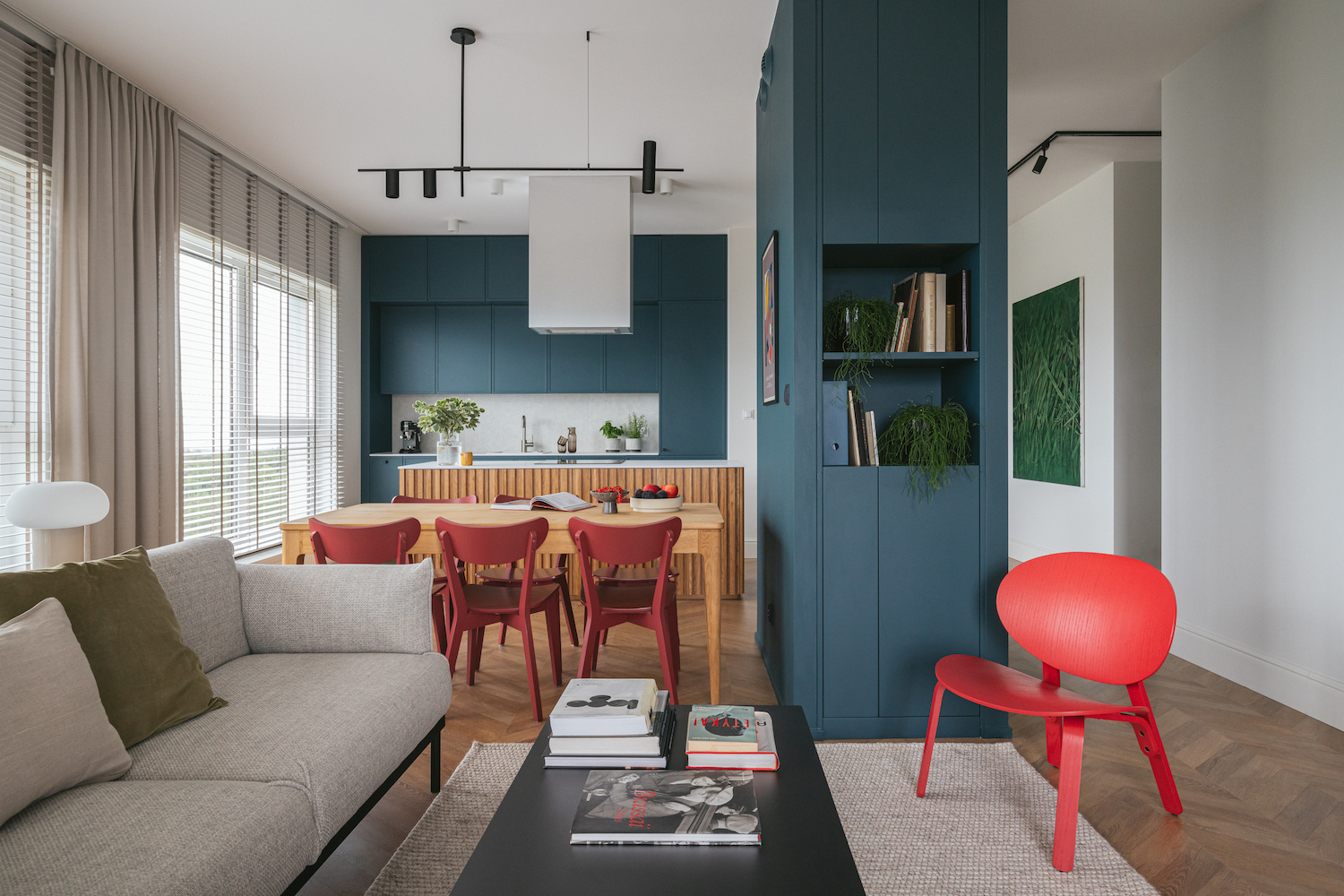 120平可俯瞰三市景观公园公寓室内设计丨Ula Schönhofer,Mateusz Piotrowski-0