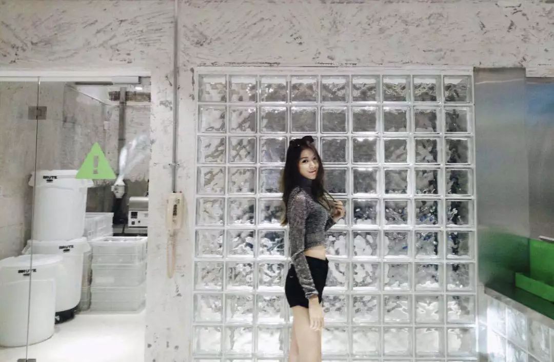 PARAS Coffee | 工业风中的美学空间-93