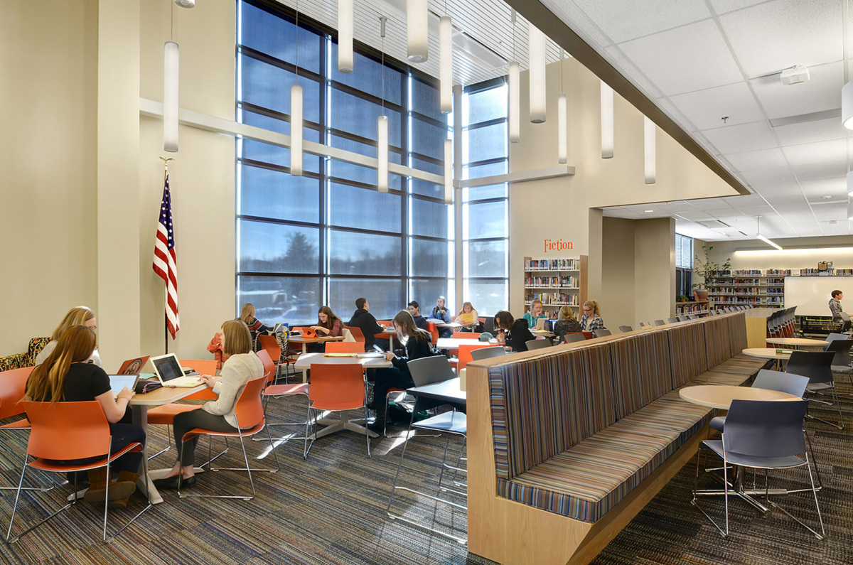 Wyoming 中学百年老校翻新，21 世纪学习环境助力学生成长-26