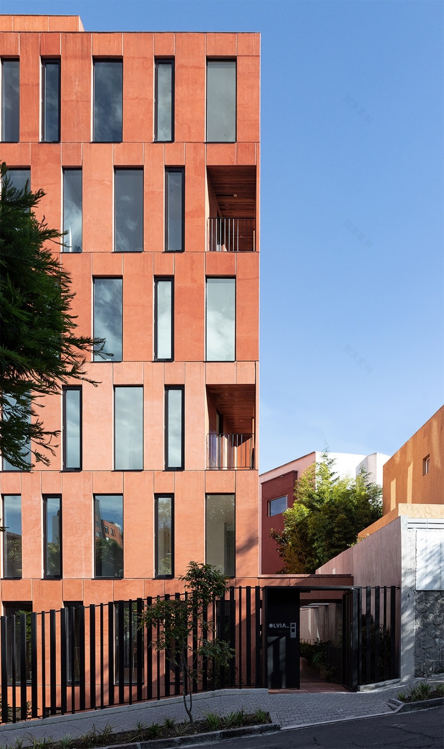 OLVIA 公寓楼,厄瓜多尔 / URLO Studio-17