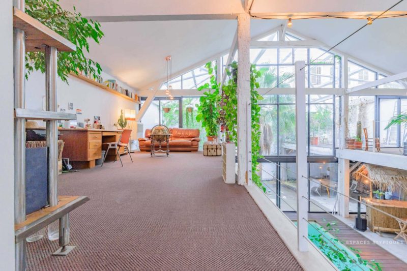 马赛带室内泳池的热带阁楼丨法国马赛丨Rudy Ricciotti-12