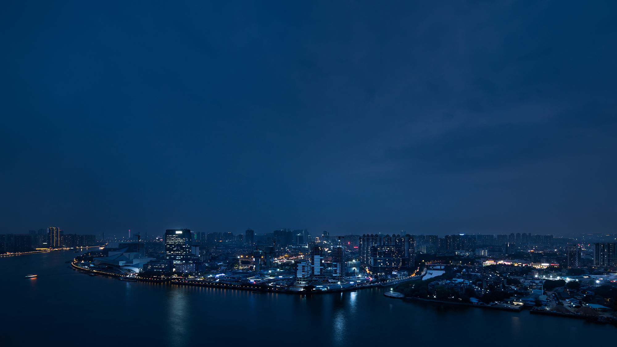 黑与光的对话丨中国广州丨姚国健室内工作室-10