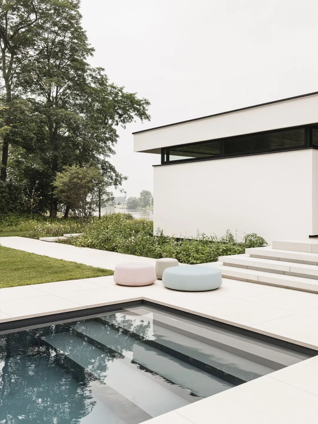 现代极简河畔别墅丨GrantJohnson-41