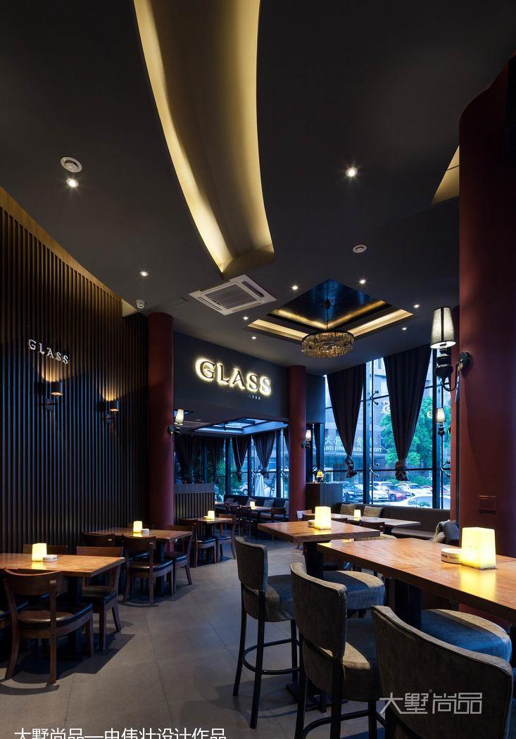 230㎡现代酒吧餐厅,绿色植物与柔和灯光打造露天卡座区-18