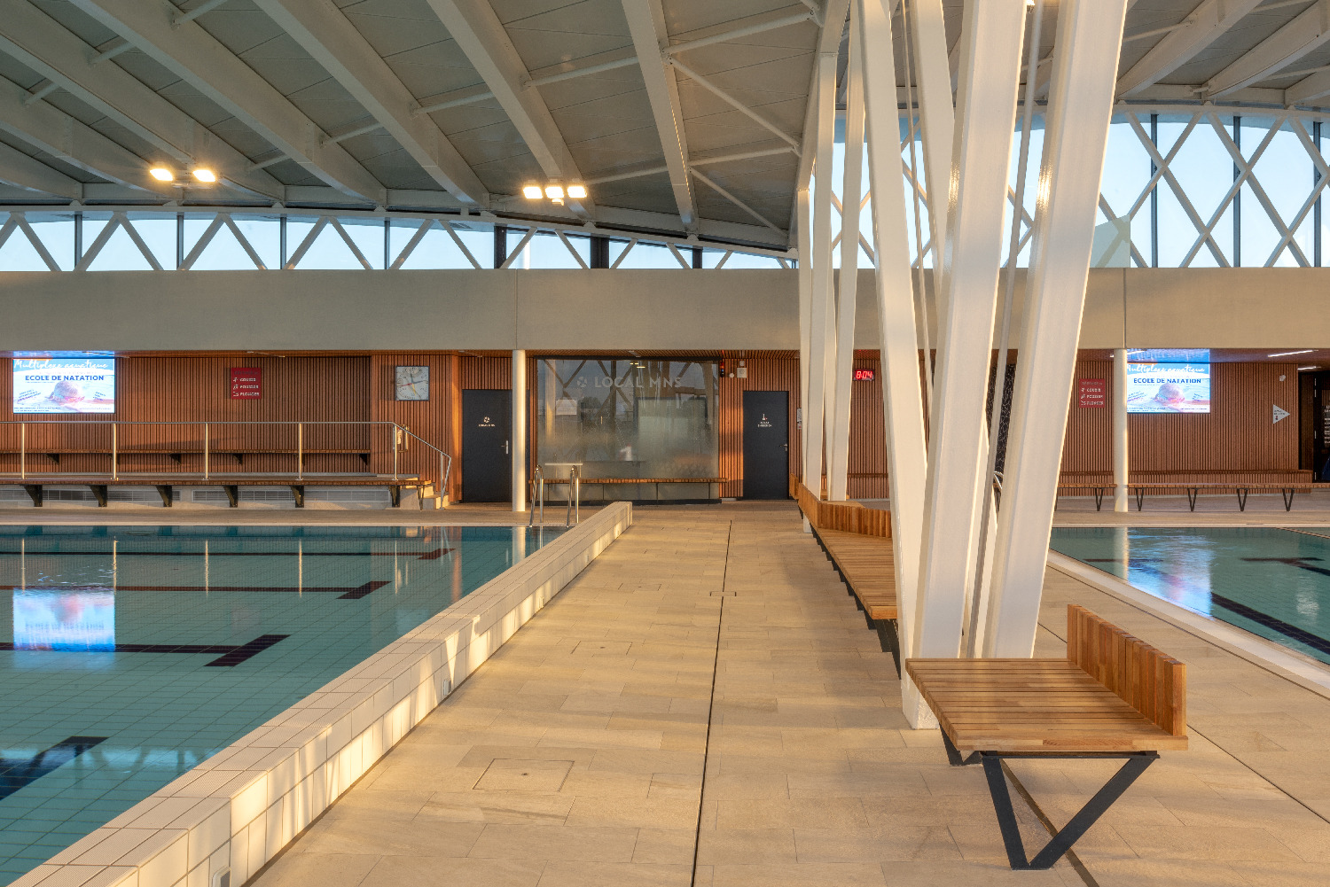 体育馆丨MultiplexeAquatique-157