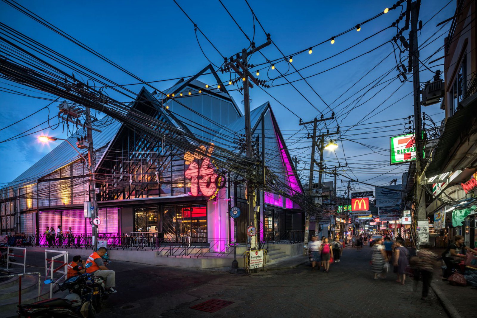 芭提雅850㎡酒吧  STUDIO PLP-8