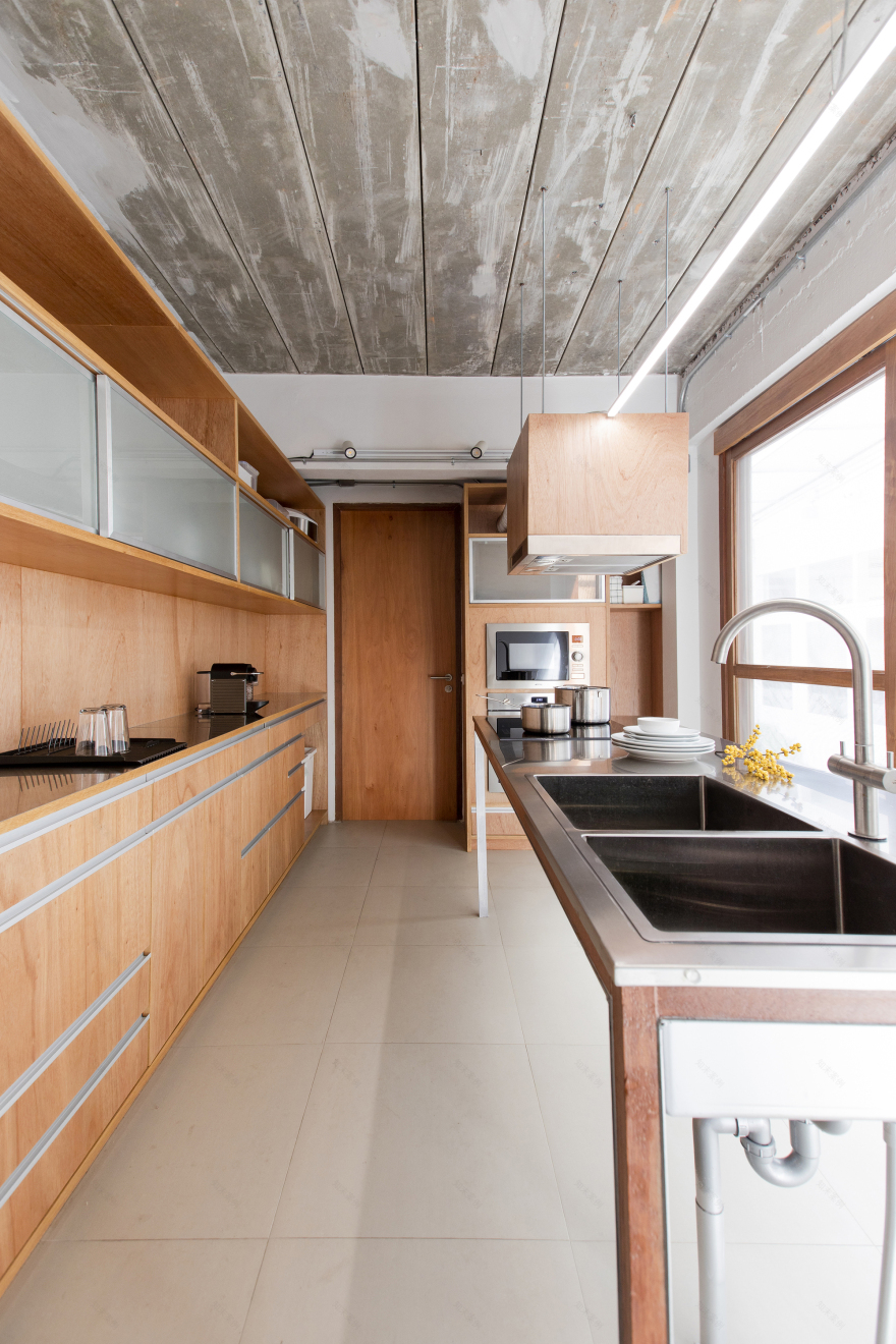 曼谷两代同堂住宅翻新-22