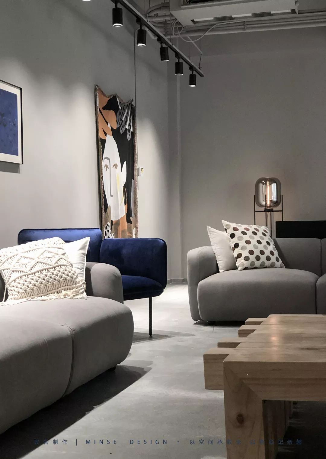 杭州富春江畔的克莱因蓝商业空间-41