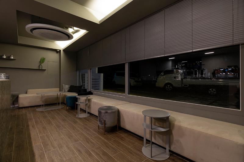 11 平咖啡店的石材魅力-5