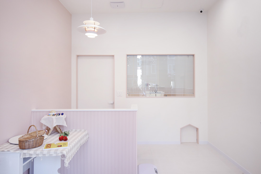 粉色调的梦幻美容室 | 格雷厄姆·斯图迪奥的精彩设计-5