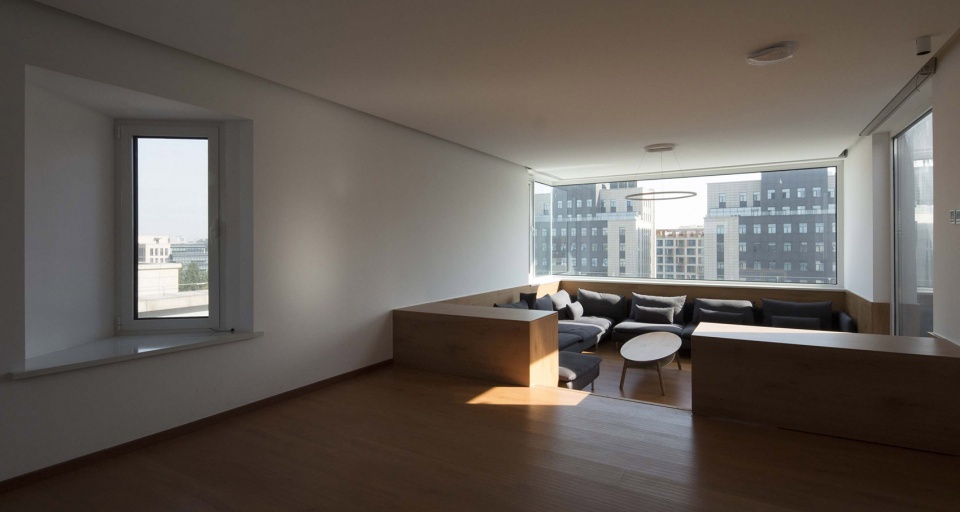 科技办公楼屋顶景观员工之家-23