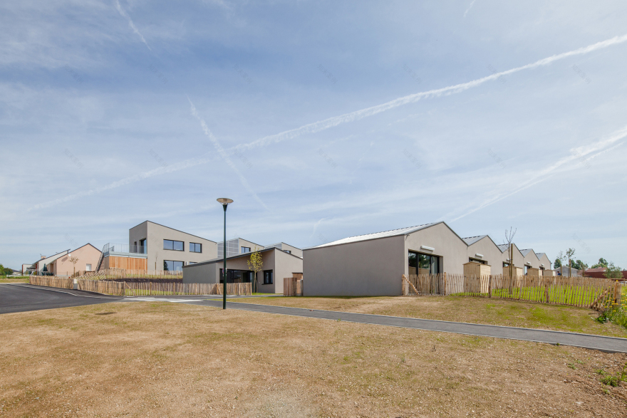 法国里艾莱镇15间社会保障房-27